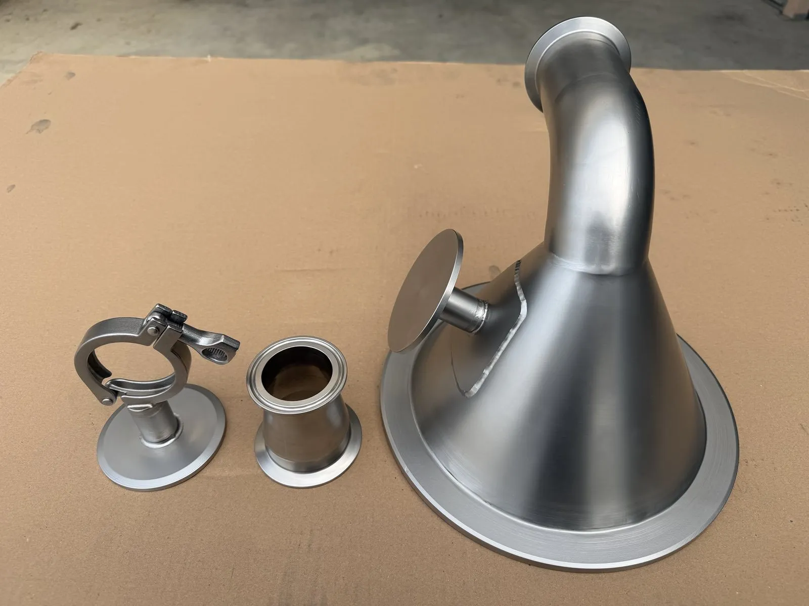 Precizni inox izdelek, Hekos